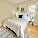 Dream Home Close To The City W 3Baths